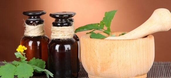 olio di celidonia per i funghi delle unghie